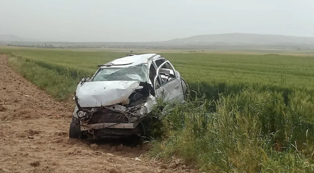 Eskişehir’de Korkutan Kaza! Öğretmen Hande Karaçam’ın Aracı Tarlaya Uçtu