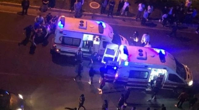 İki öğrenciye otomobil çarptı, öğrenciler kurtarılamadı