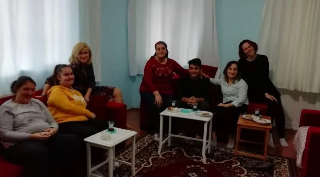 Orta Metanik Zihinsel Engelli İrem’in en büyük hayali İsmail YK ile şarkı söylemek