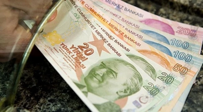 Aile, Çalışma ve Sosyal Politikalar Bakanlığı karantinadaki öğretmenlere ek ders ücreti ödenmeyeceğini bildirdi