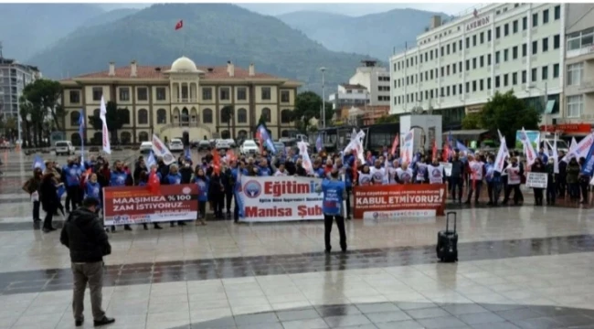 ÖĞRETMENLER İŞ BIRAKTI