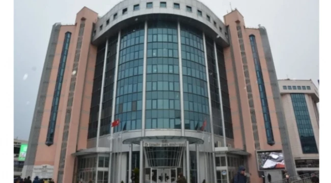İZMİT BELEDİYESİNDEN İHTİYAÇ SAHİBİ ÖĞRENCİLERE YKS DESTEĞİ