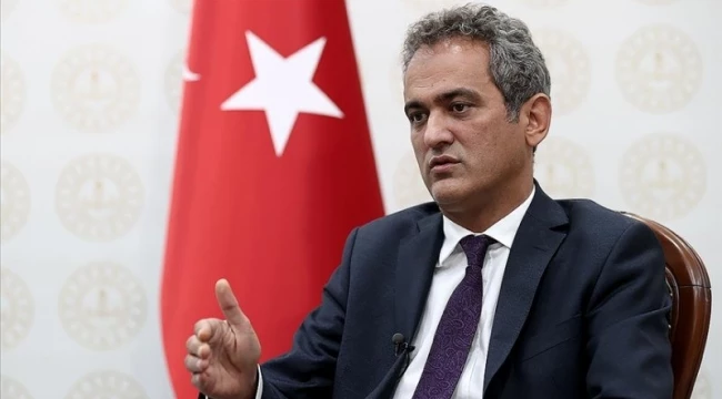 Bakan Mahmut Özer