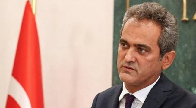 Bakan Mahmut Özer