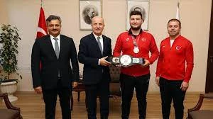 YÖK, vakıf üniversitelerindeki burslu milli sporcu kontenjanını artıracak