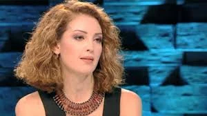 Nagehan Alçı